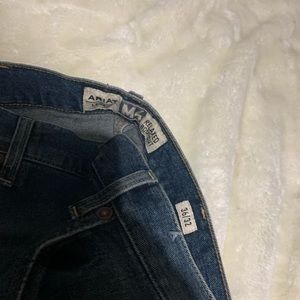 Brand new men’s Ariat jeans